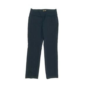 Lee Pull On Slim‎ Fit Slim Leg Mid Rise Sculpting Women's size 8 Short Pants